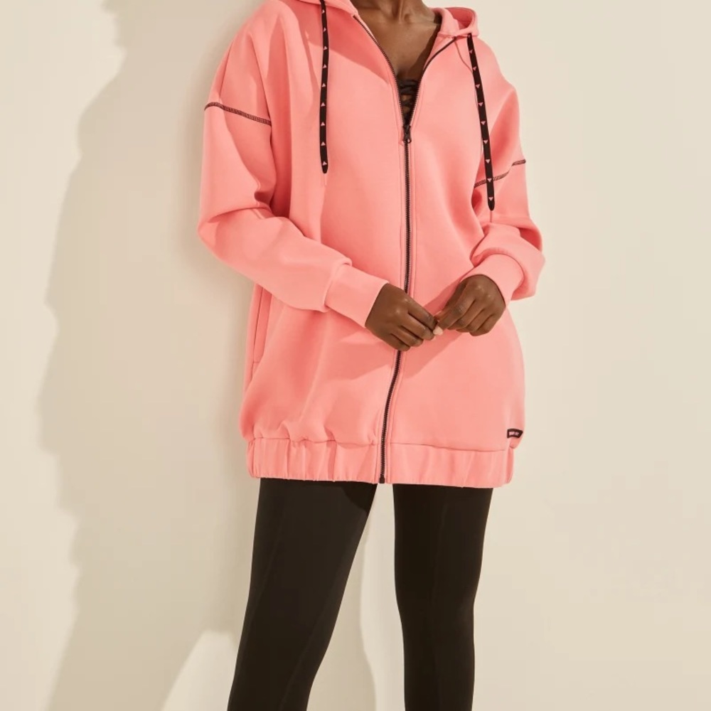 bombshell head turner
 retro vintage 90s y2k look